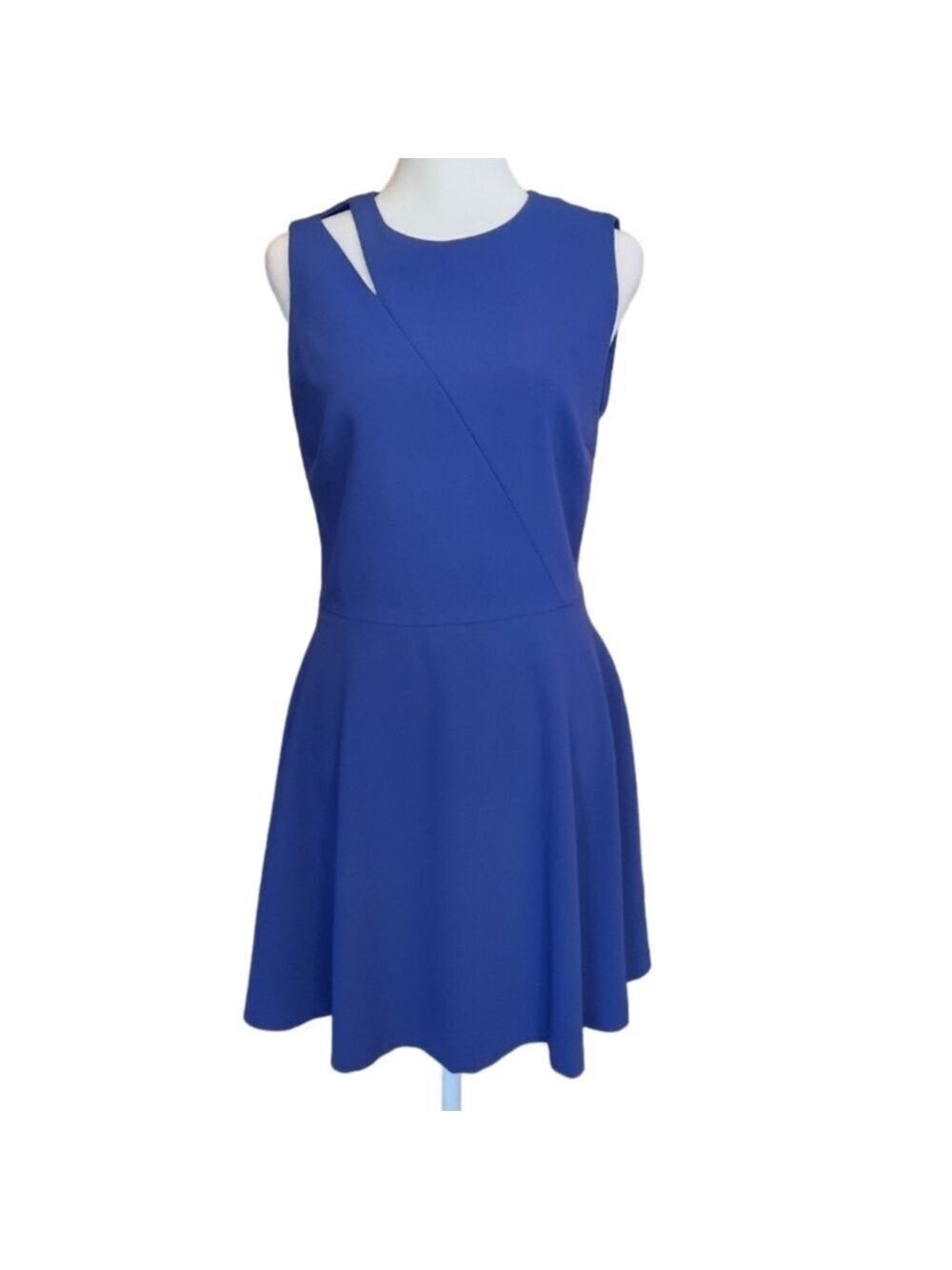 ALICE + OLIVIA SHOULDER CUT OUR SLEEVELESS FIT AND FLARE DRESS SIZE 6 RARE FIND